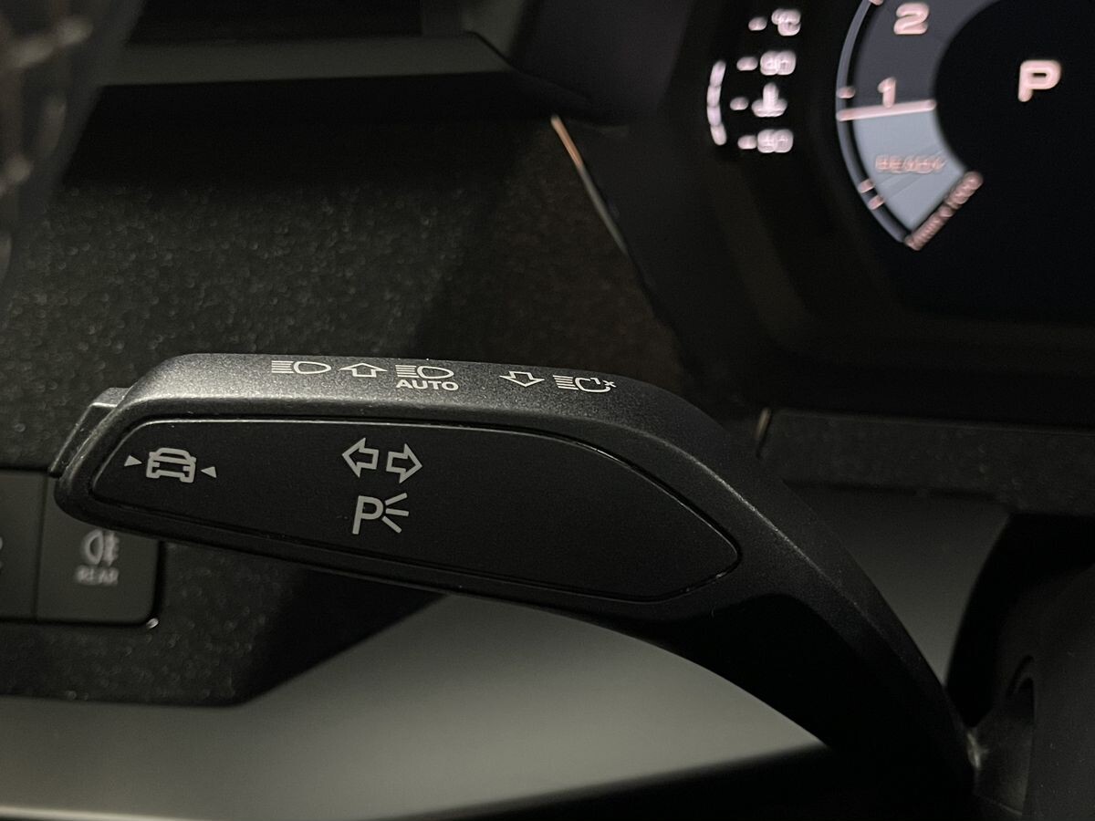 Audi A3 2023 - фото автомобиля