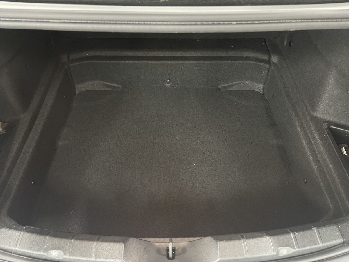 BMW 1 серии 2021 - фото автомобиля