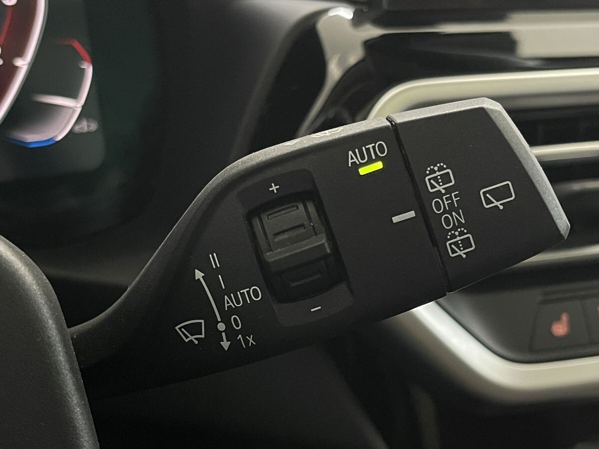 BMW X3 2021 - фото автомобиля