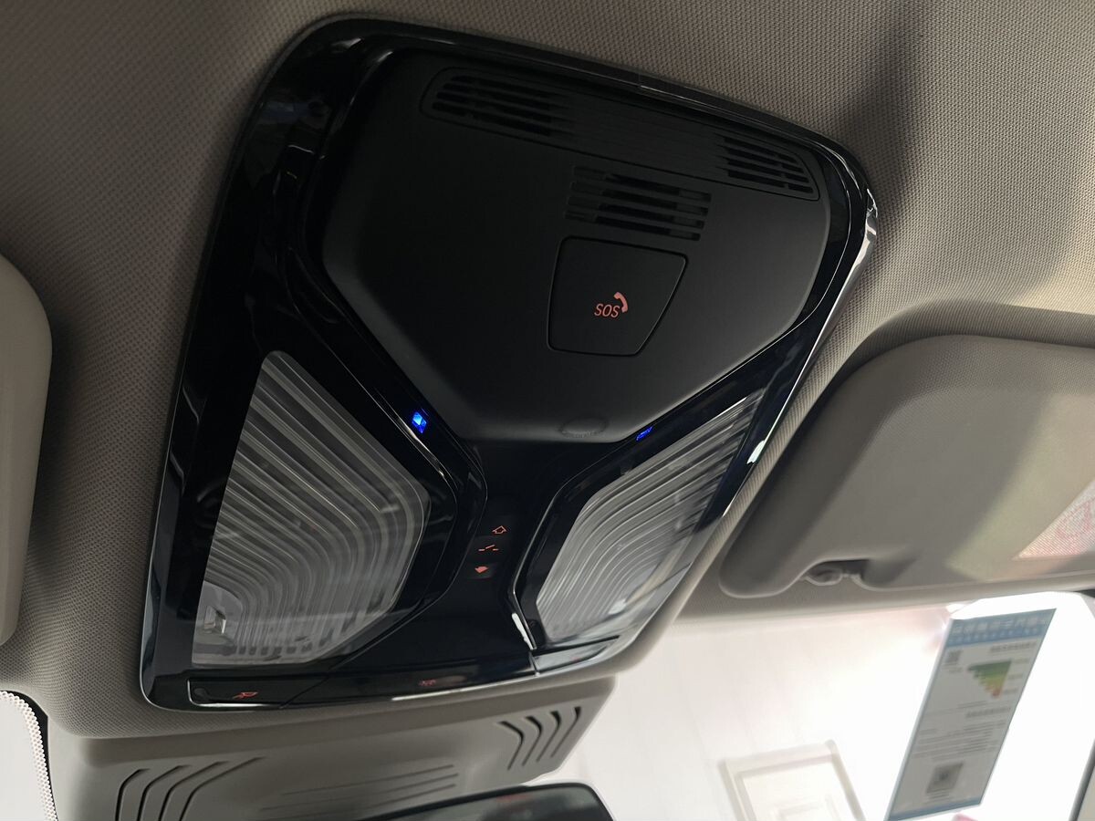 BMW X3 2021 - фото автомобиля