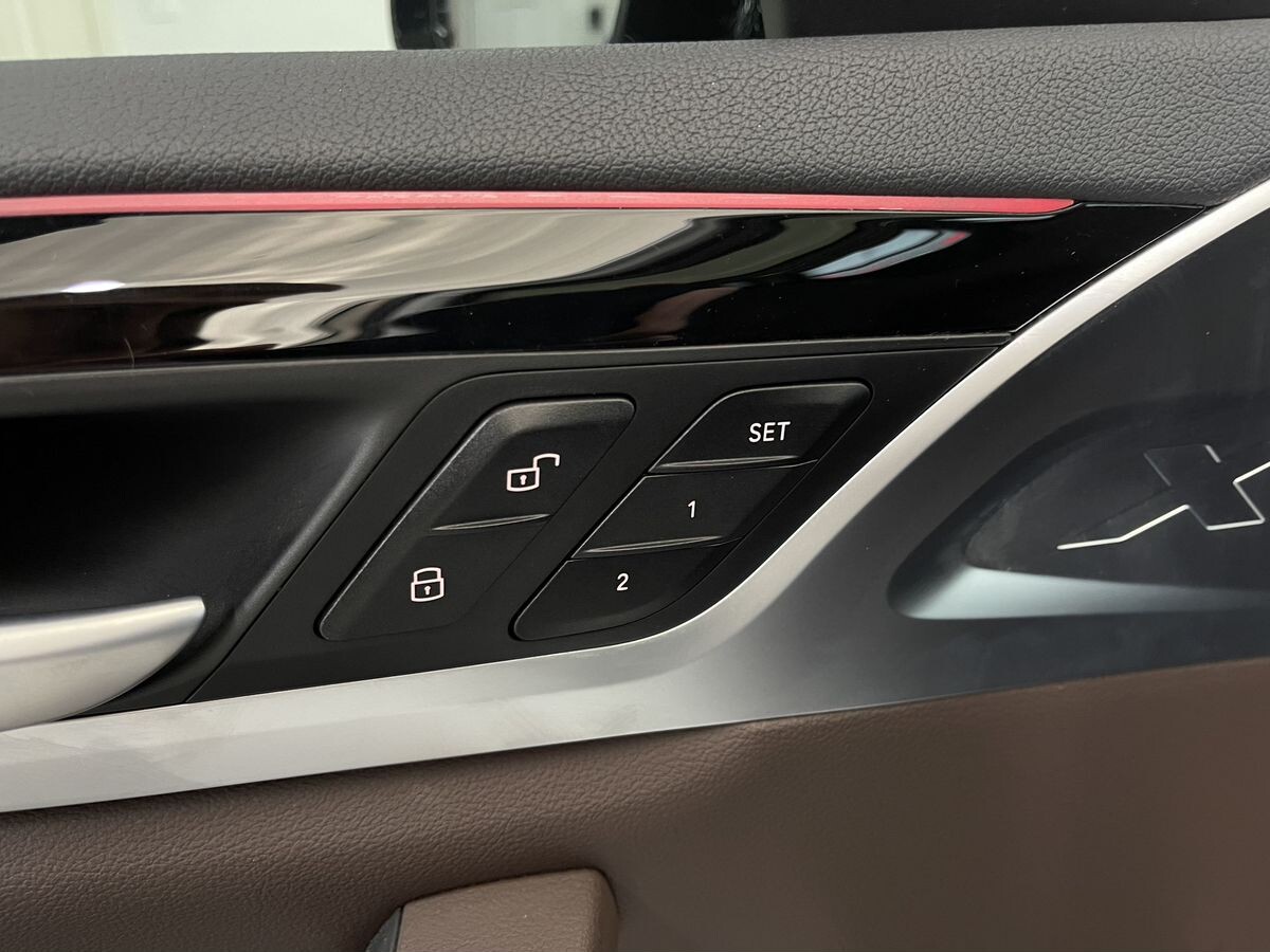 BMW X3 2021 - фото автомобиля