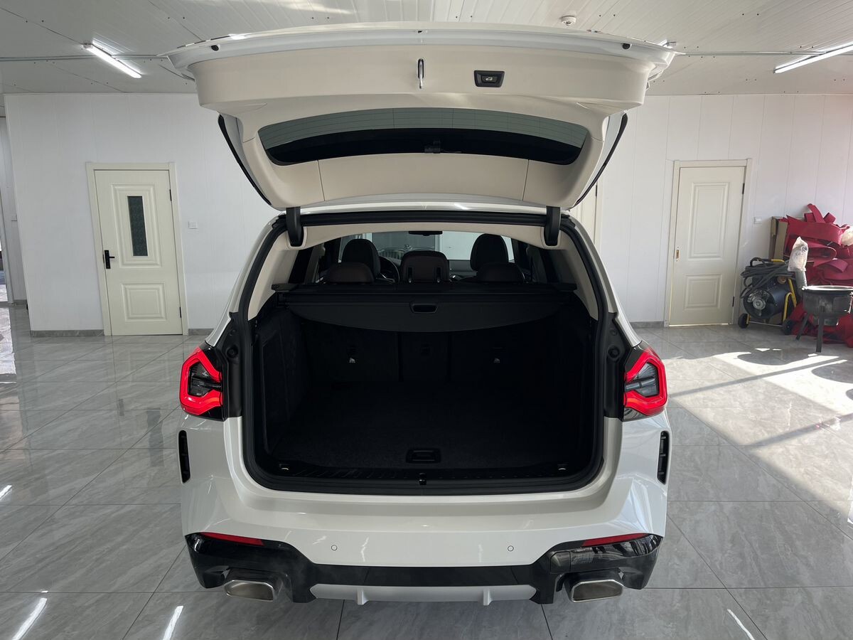 BMW X3 2021 - фото автомобиля