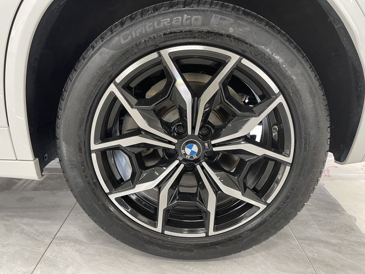 BMW X3 2021 - фото автомобиля