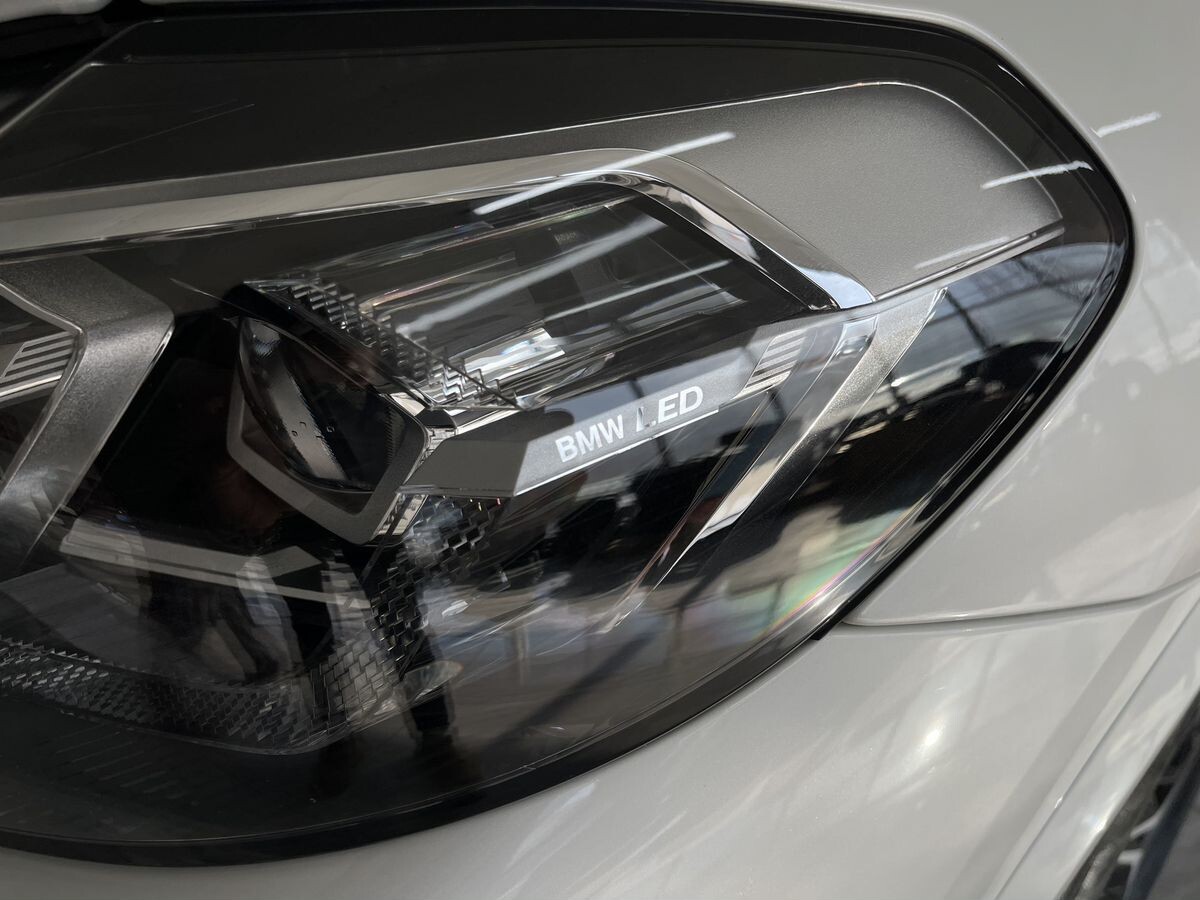 BMW X3 2021 - фото автомобиля