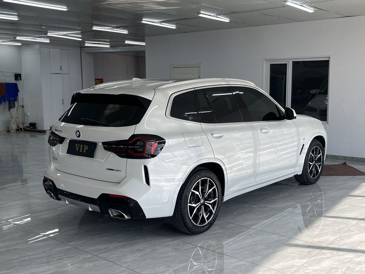 BMW X3 2021 - фото автомобиля
