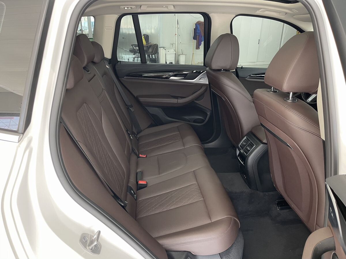 BMW X3 2021 - фото автомобиля