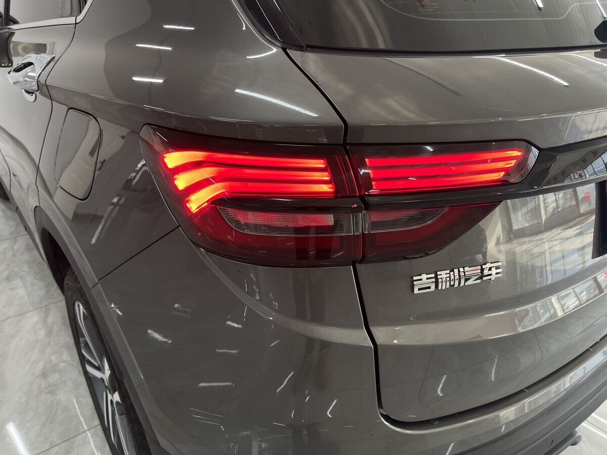 Geely Coolray 2021 - фото автомобиля