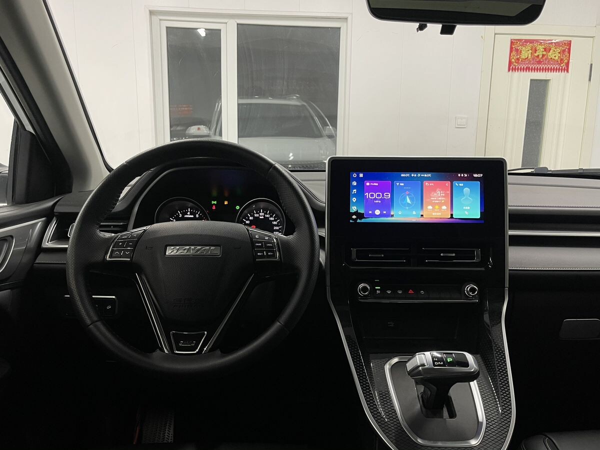 Haval M6 2023 - фото автомобиля