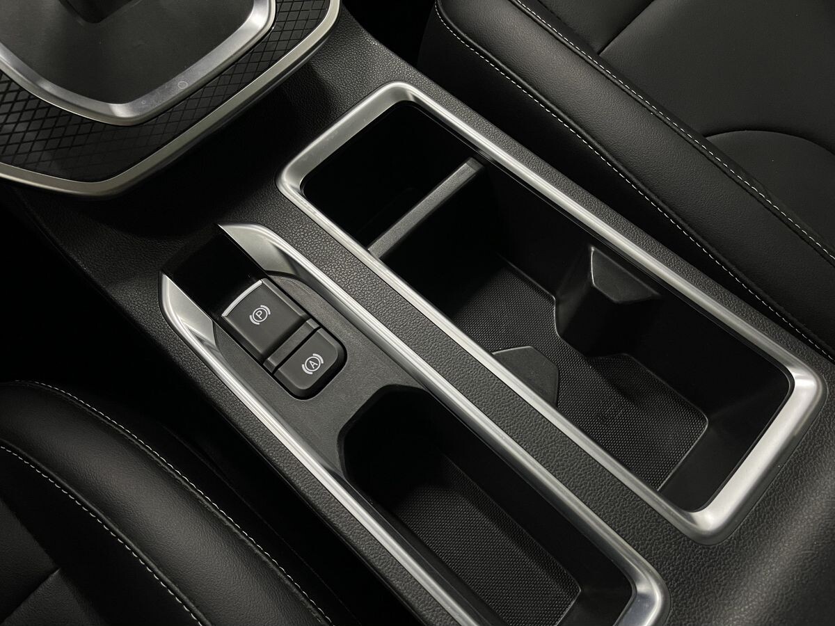 Haval M6 2023 - фото автомобиля