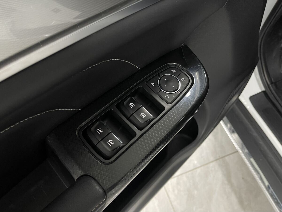 Haval M6 2023 - фото автомобиля