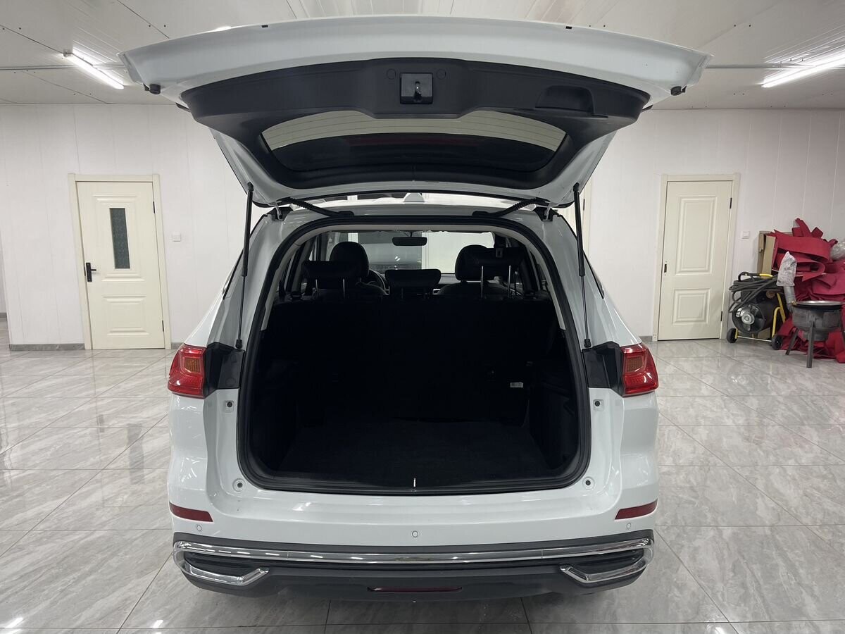 Haval M6 2023 - фото автомобиля