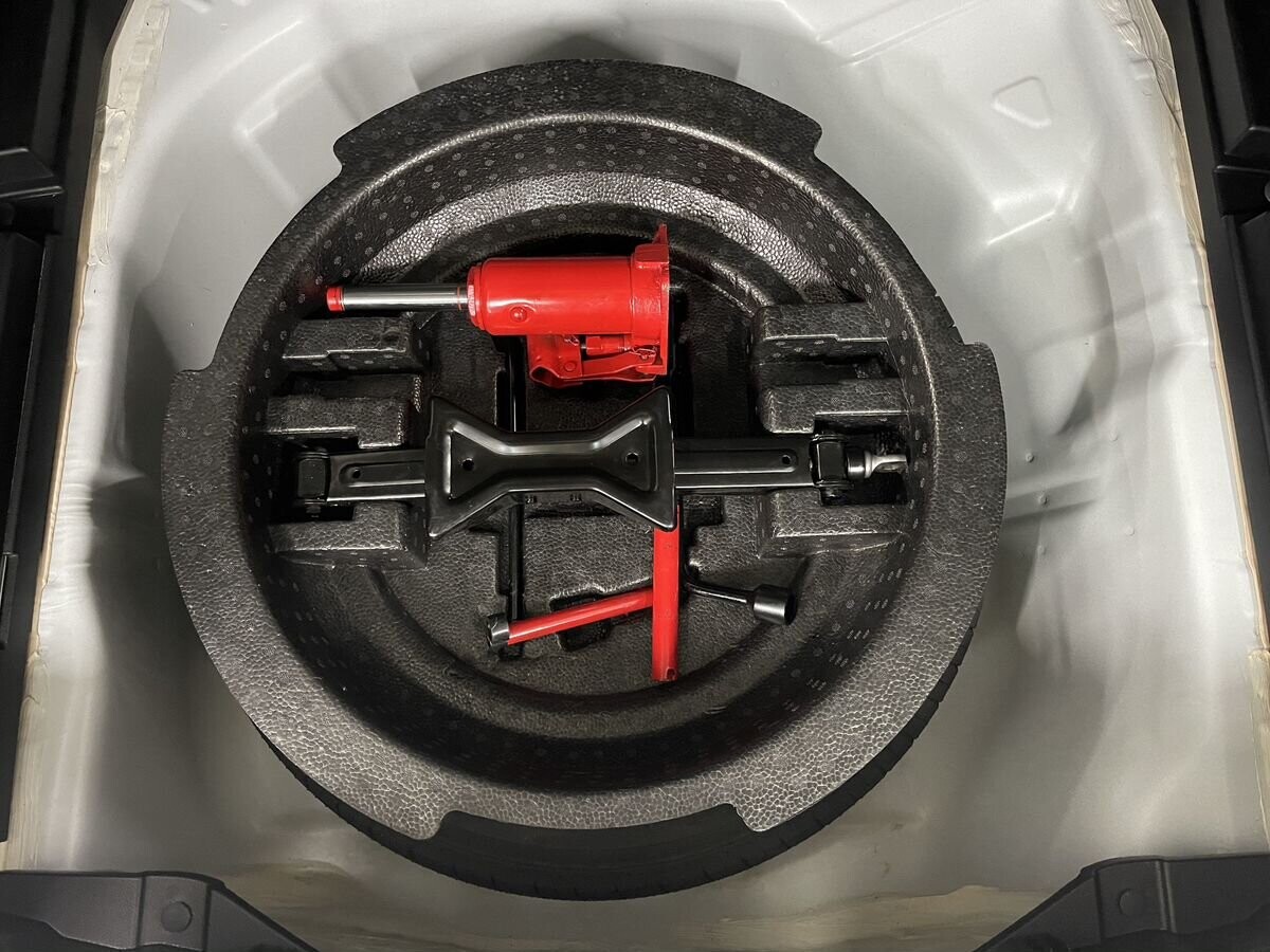 Haval M6 2023 - фото автомобиля