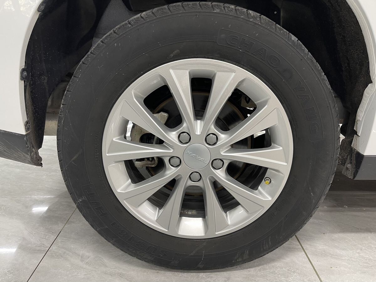 Haval M6 2023 - фото автомобиля