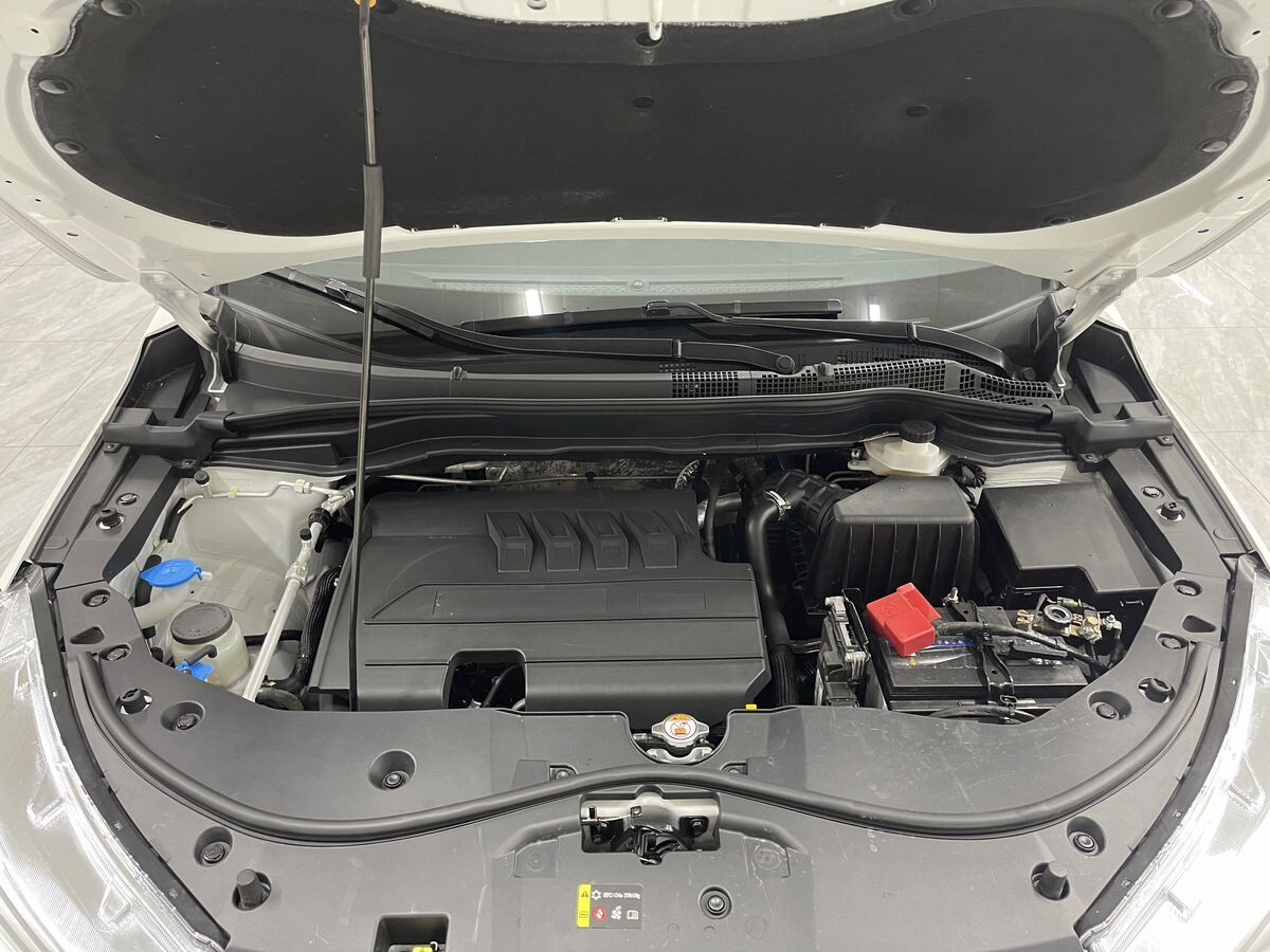 Haval M6 2023 - фото автомобиля