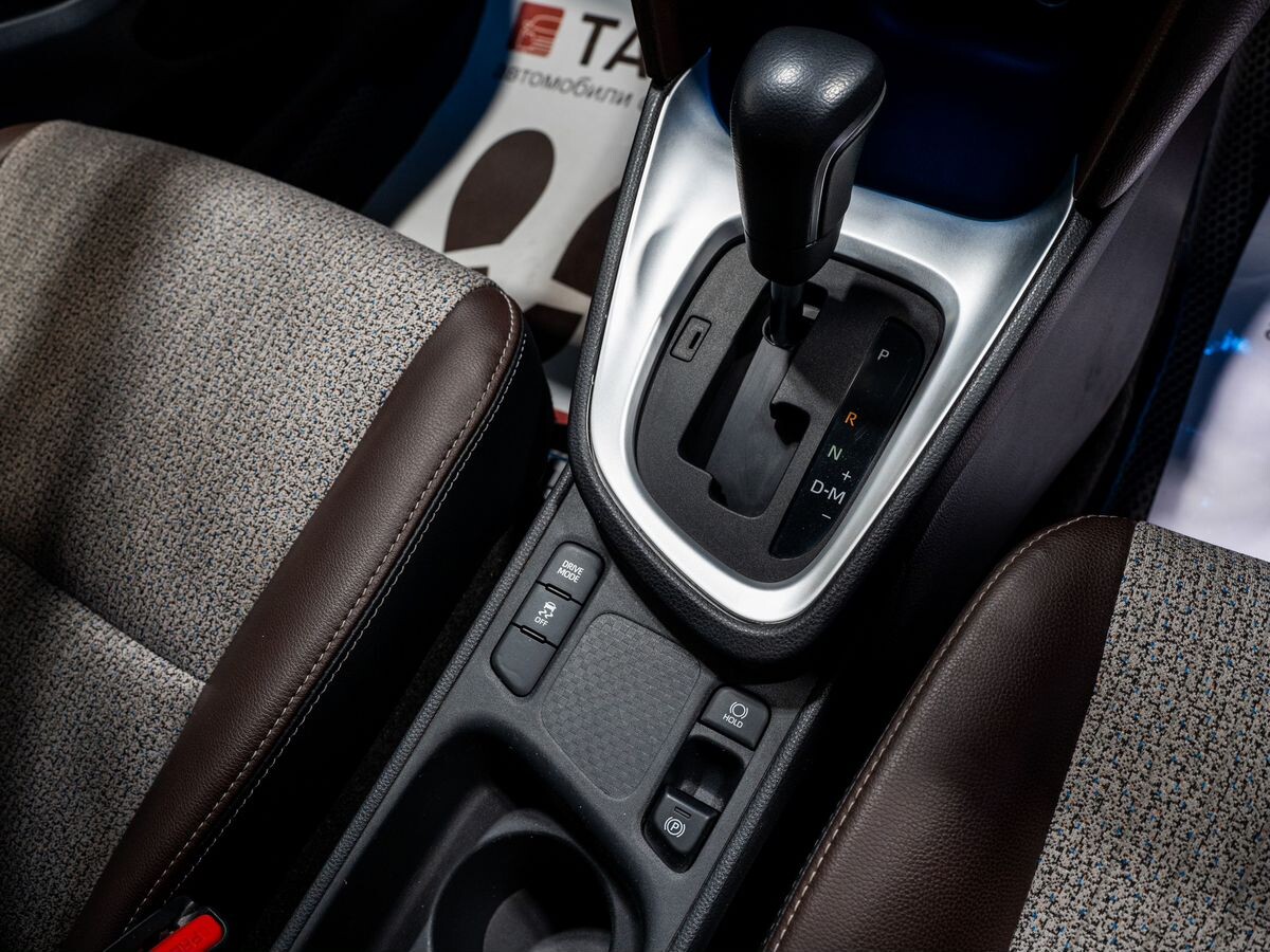 Toyota Yaris Cross 2020 - фото автомобиля