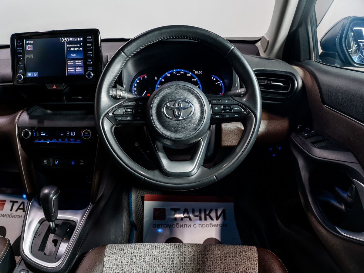 Toyota Yaris Cross 2020 - фото автомобиля