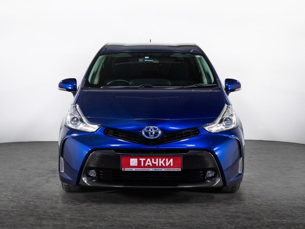 Toyota Prius Alpha 2017 - фото автомобиля