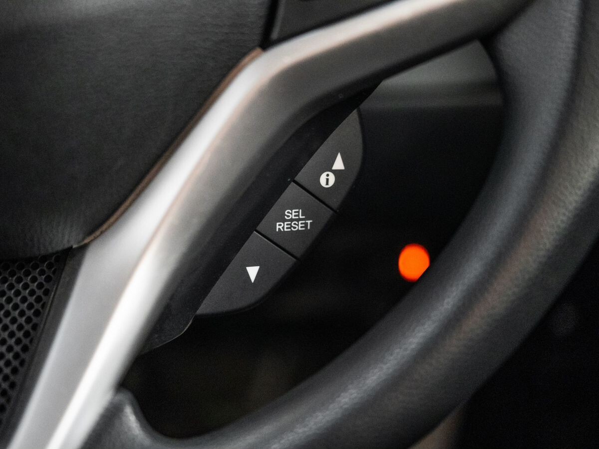 Honda Shuttle 2019 - фото автомобиля