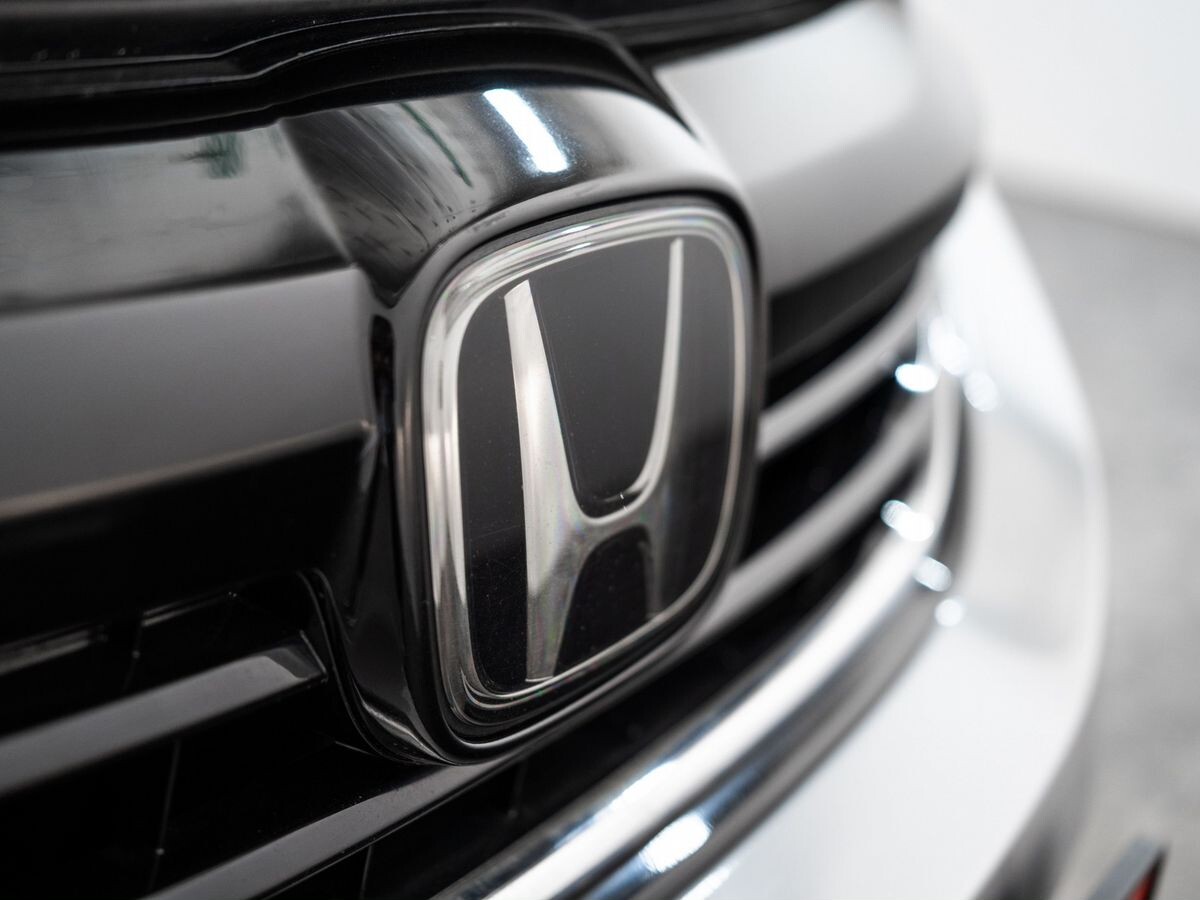 Honda Shuttle 2019 - фото автомобиля