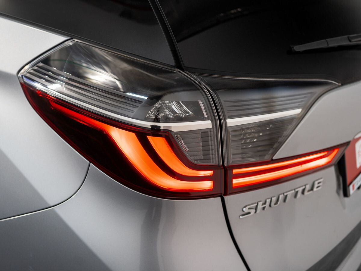 Honda Shuttle 2019 - фото автомобиля