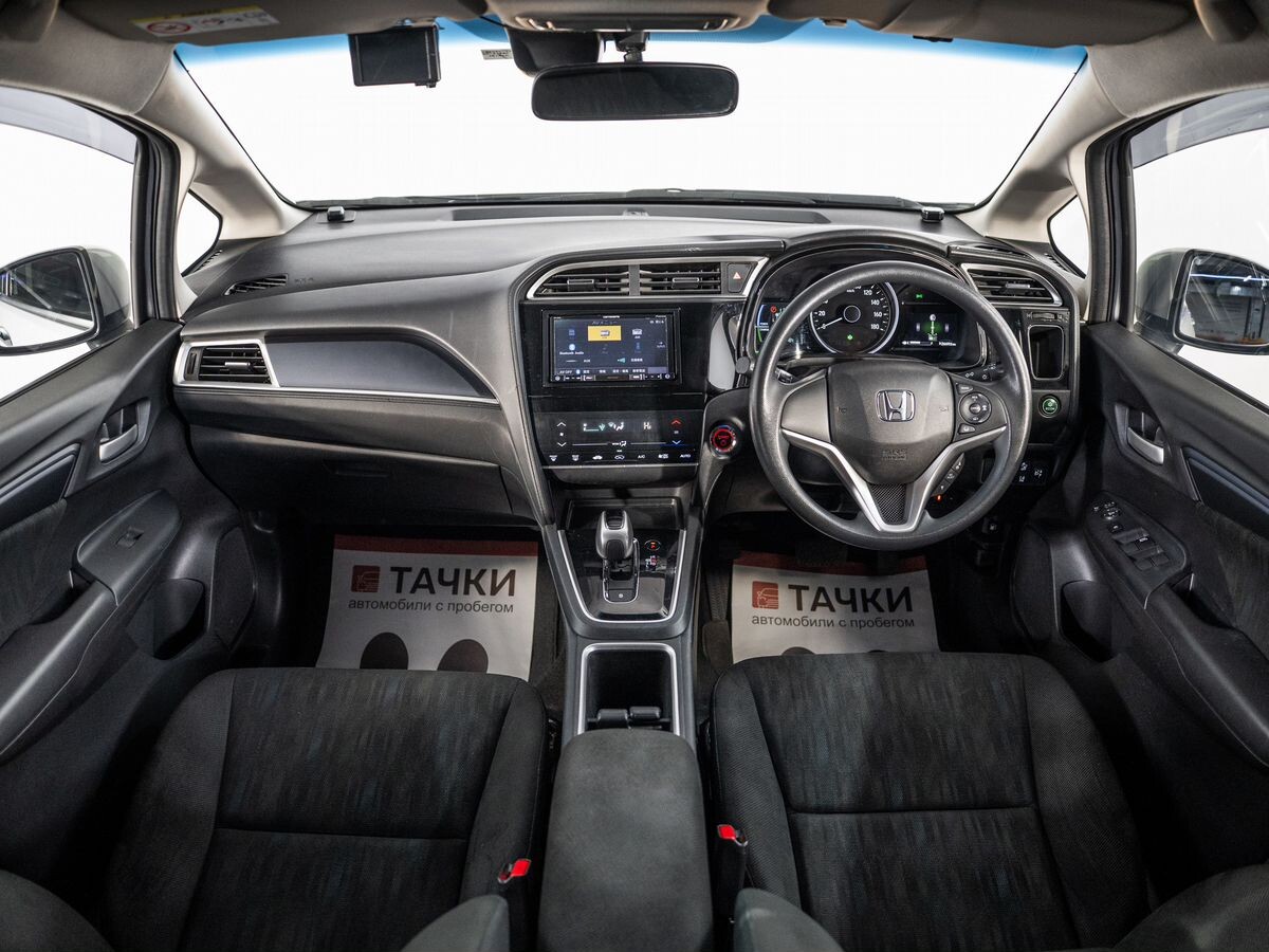 Honda Shuttle 2019 - фото автомобиля