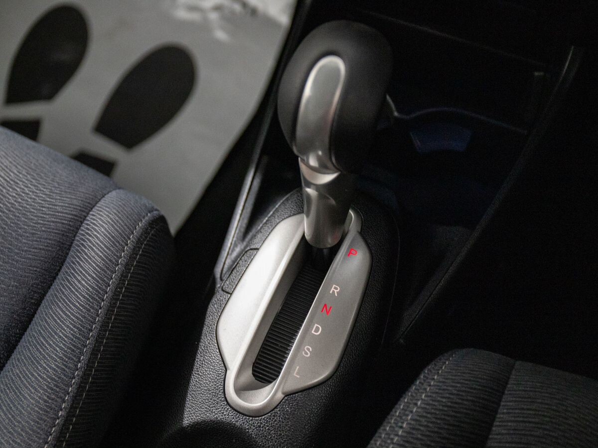 Honda Insight 2010 - фото автомобиля