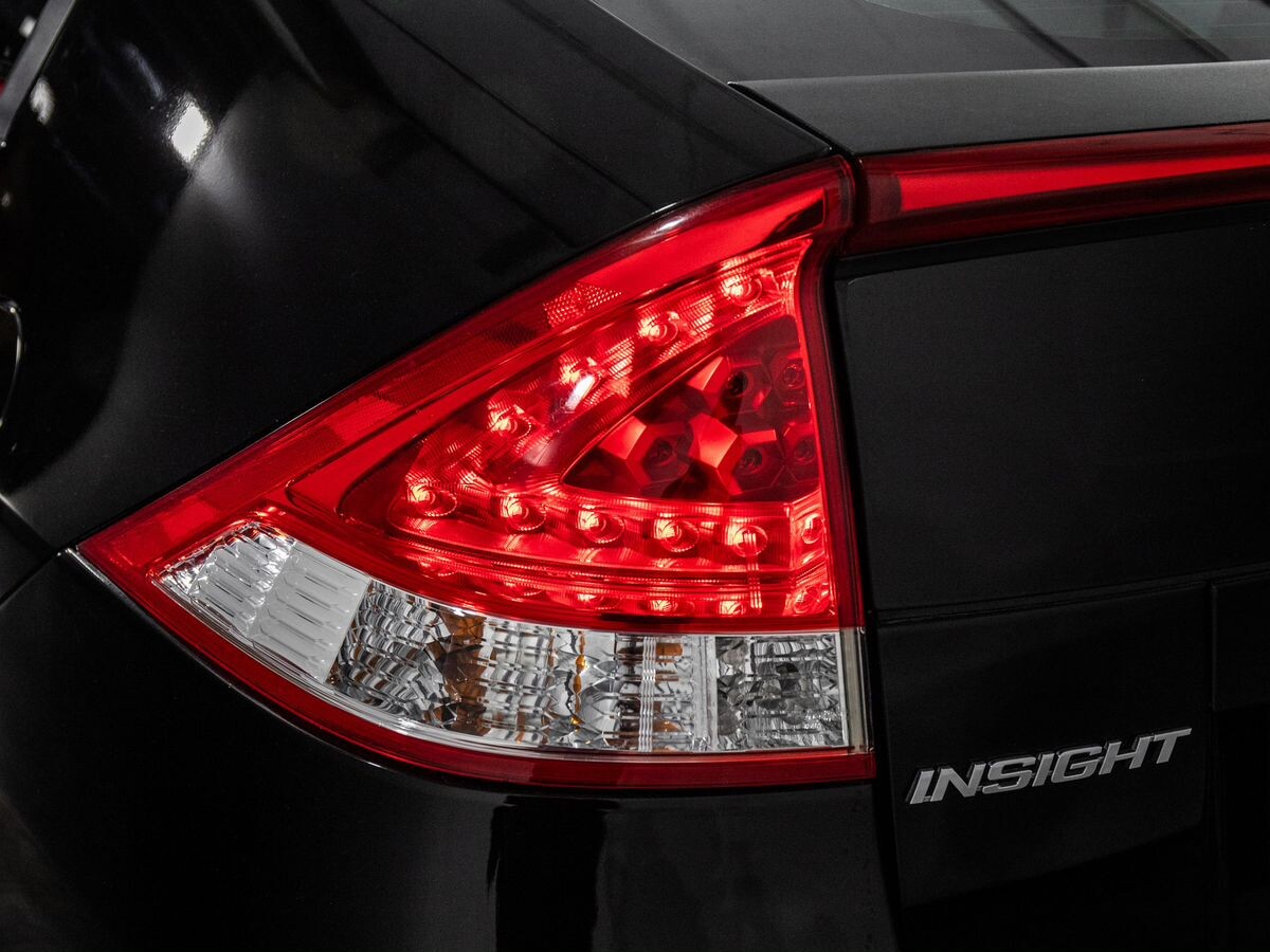 Honda Insight 2010 - фото автомобиля