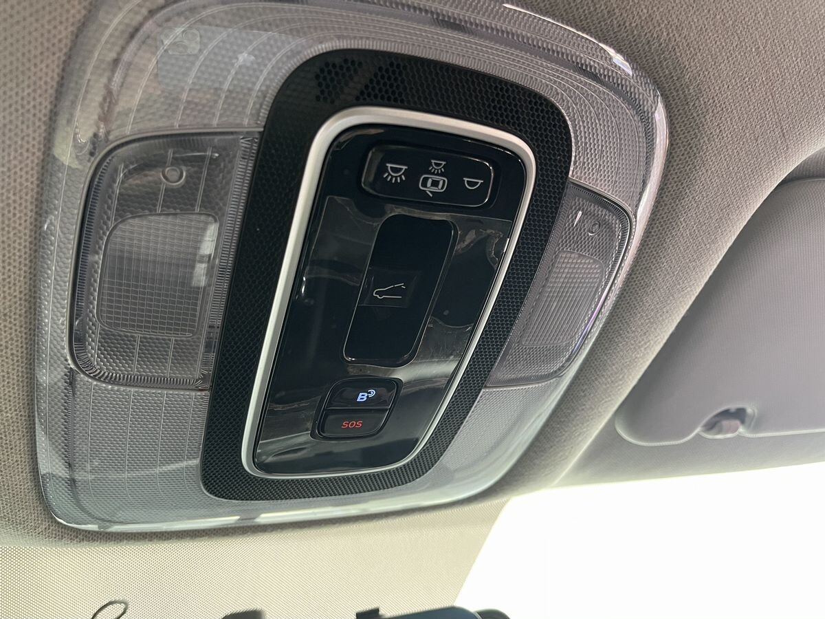 Hyundai Elantra 2021 - фото автомобиля