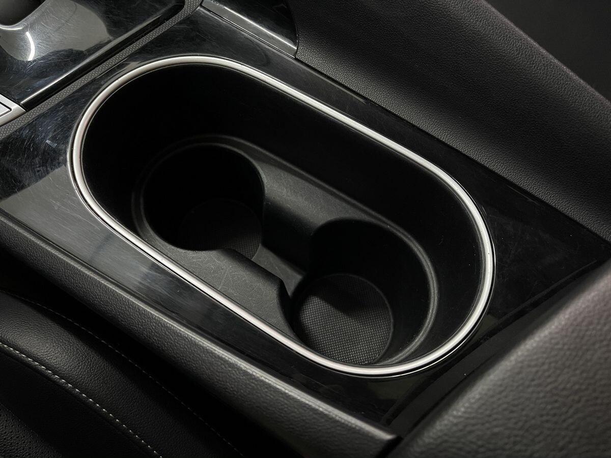 Hyundai Elantra 2021 - фото автомобиля