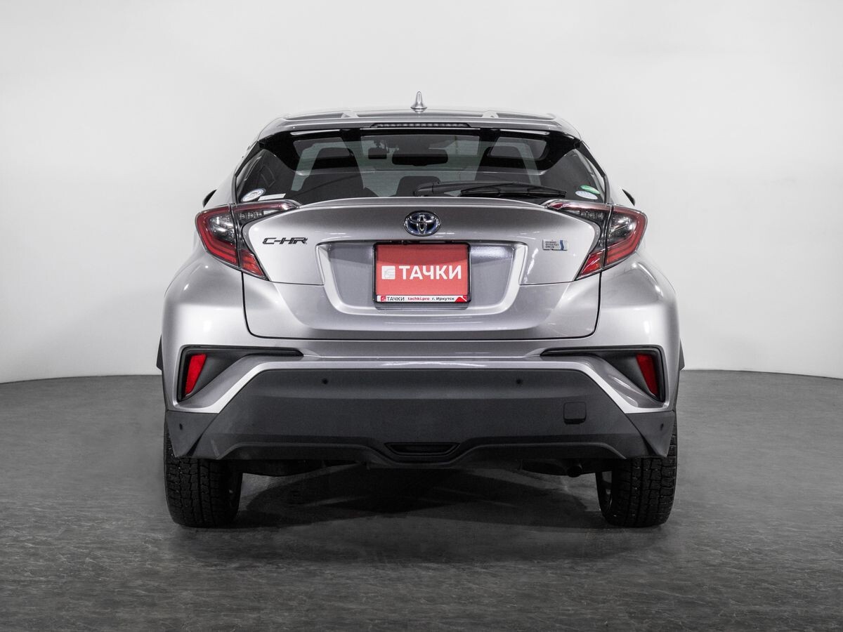 Toyota C-HR 2017 - фото автомобиля