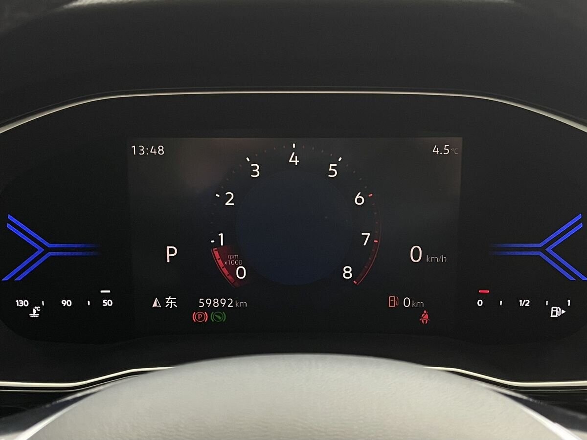 Jetta VS5 2022 - фото автомобиля