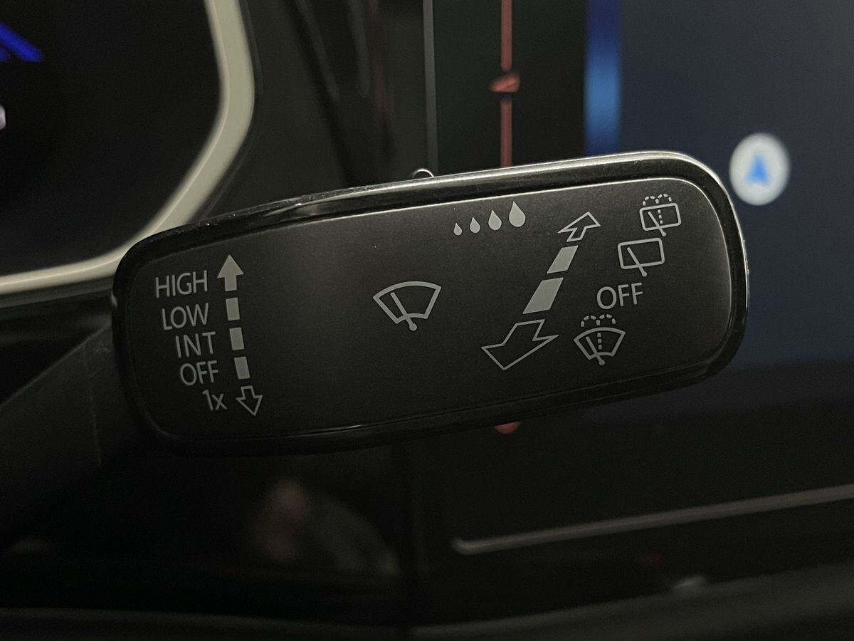 Jetta VS5 2022 - фото автомобиля