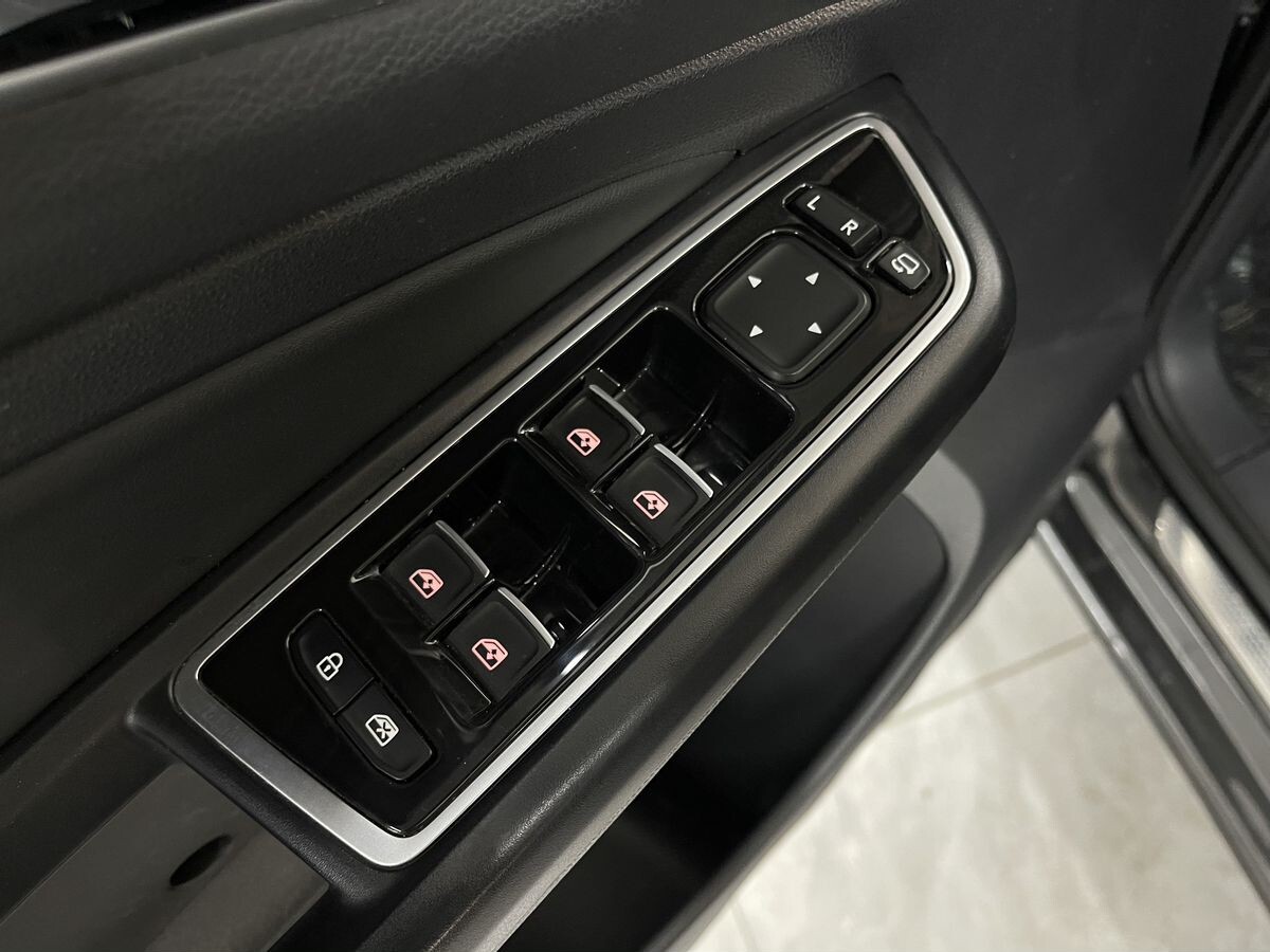 Jetta VS5 2022 - фото автомобиля