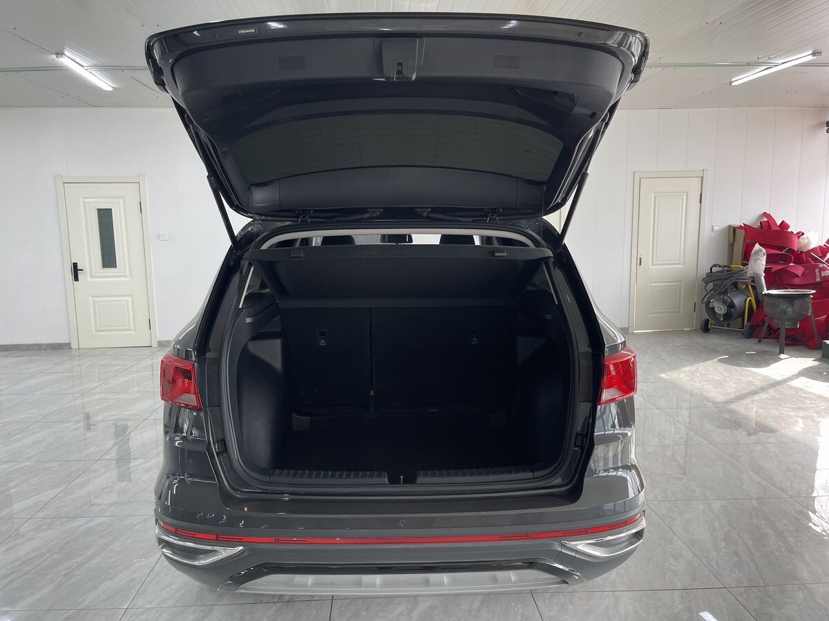 Jetta VS5 2022 - фото автомобиля