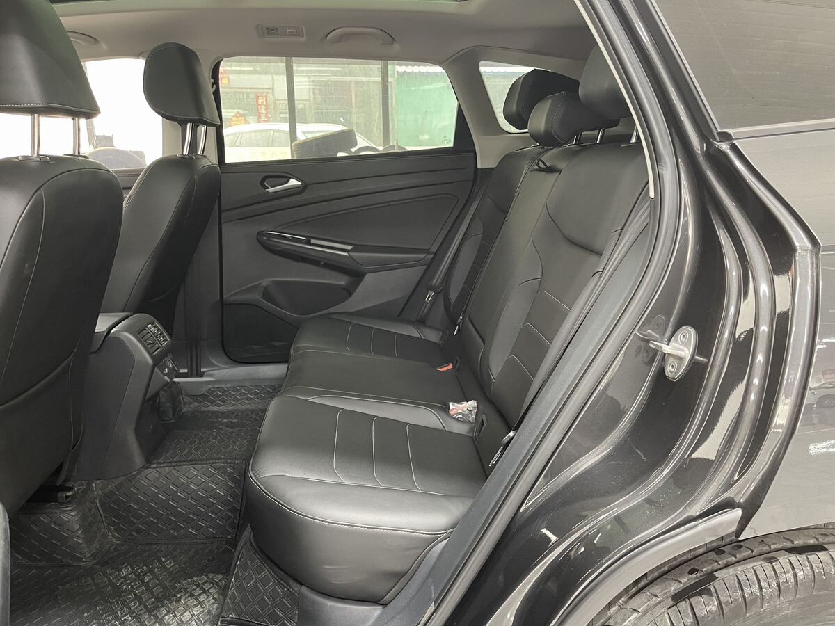 Jetta VS5 2022 - фото автомобиля