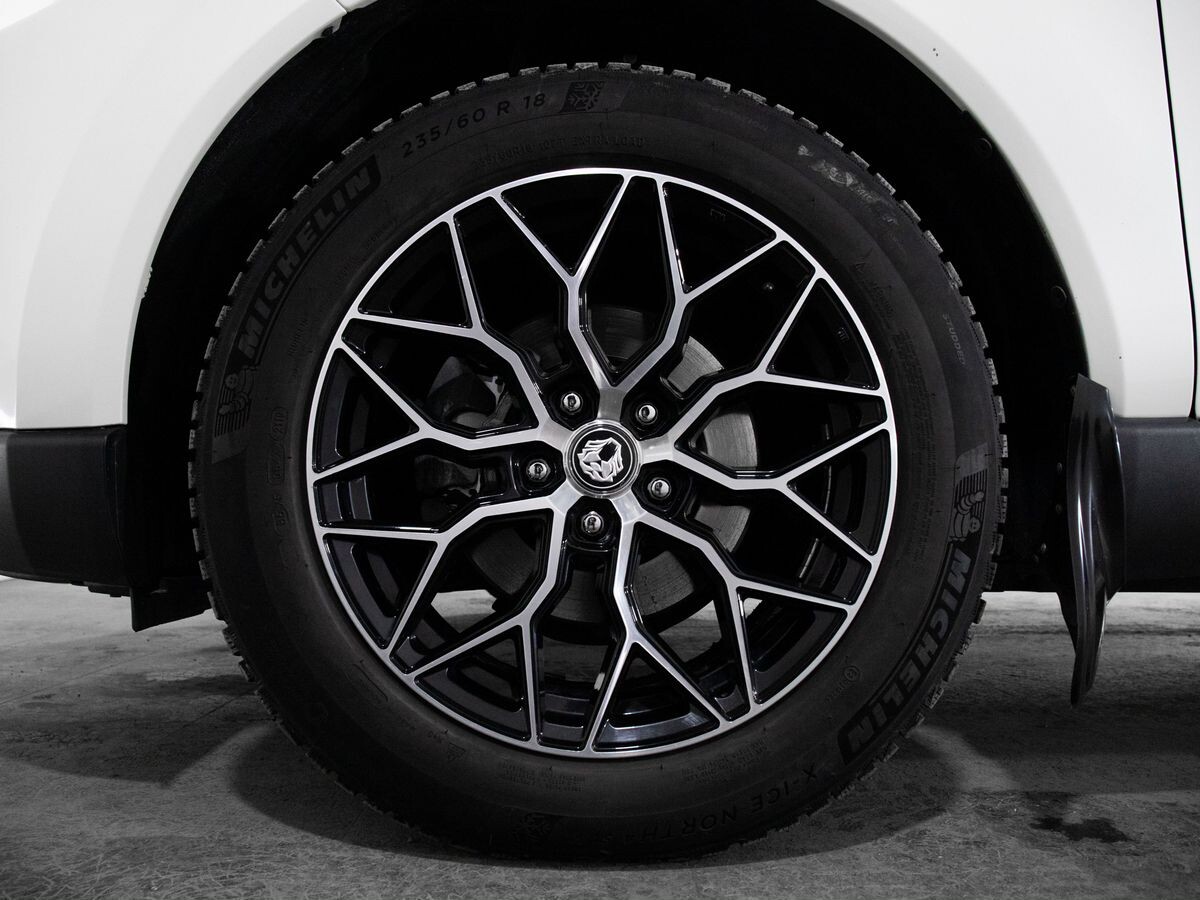 Toyota Harrier 2020 - фото автомобиля