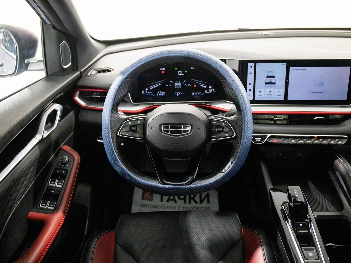 Geely Coolray 2023 - фото автомобиля