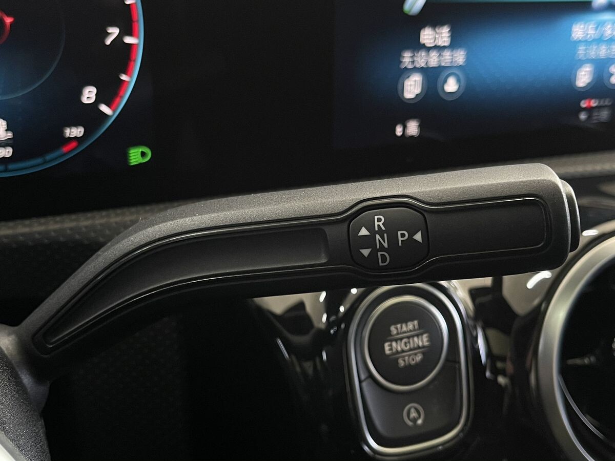 Mercedes-Benz A-Класс 2021 - фото автомобиля