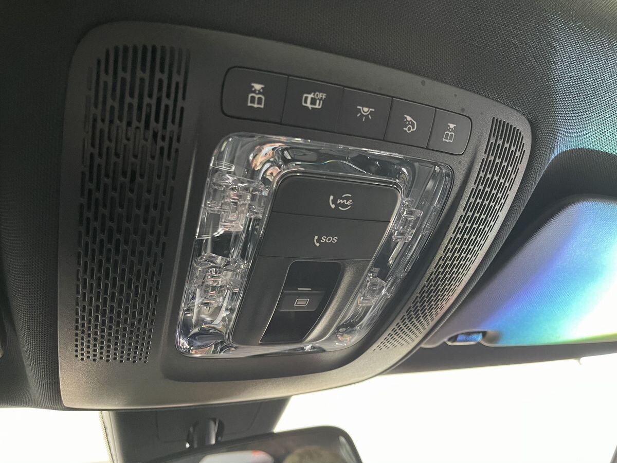 Mercedes-Benz A-Класс 2021 - фото автомобиля