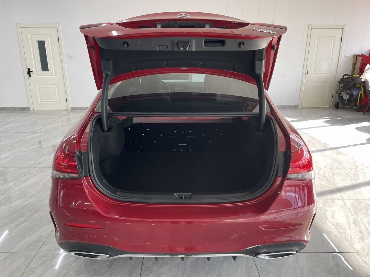 Mercedes-Benz A-Класс 2021 - фото автомобиля