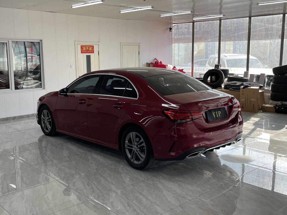 Mercedes-Benz A-Класс 2021 - фото автомобиля