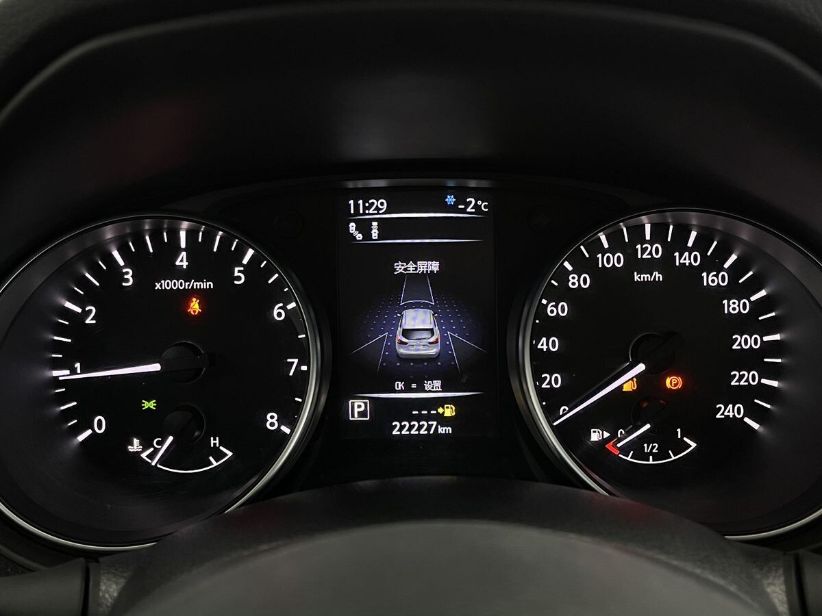 Nissan Qashqai 2022 - фото автомобиля