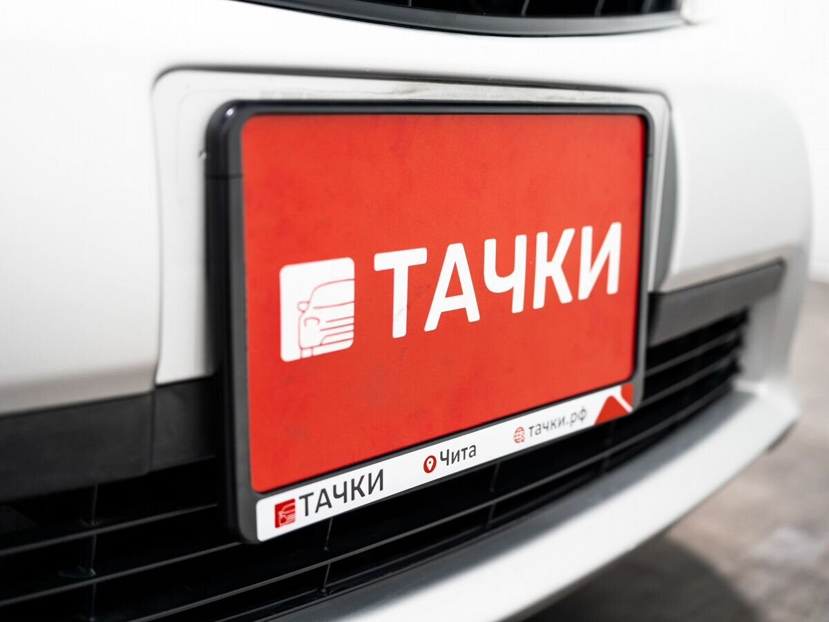 Toyota Corolla 2013 - фото автомобиля