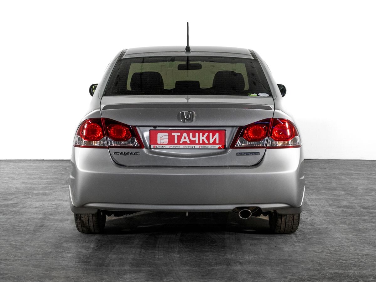 Honda Civic 2009 - фото автомобиля