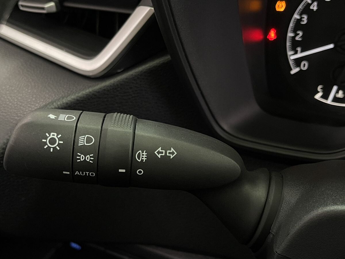 Toyota Levin 2022 - фото автомобиля