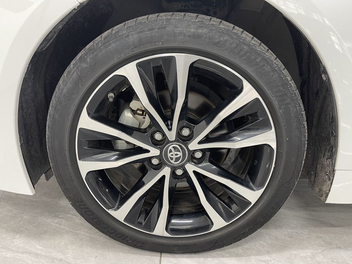 Toyota Levin 2022 - фото автомобиля