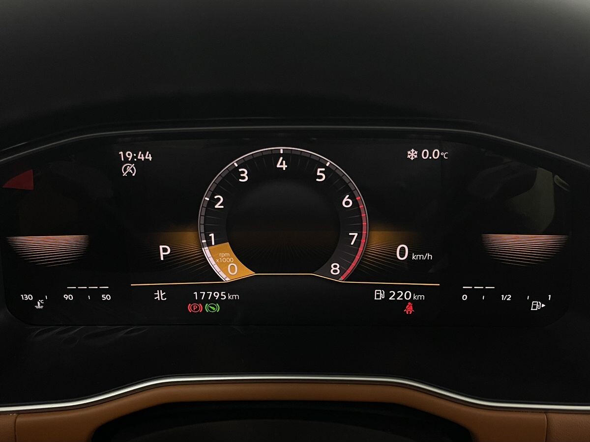 Volkswagen Bora 2022 - фото автомобиля