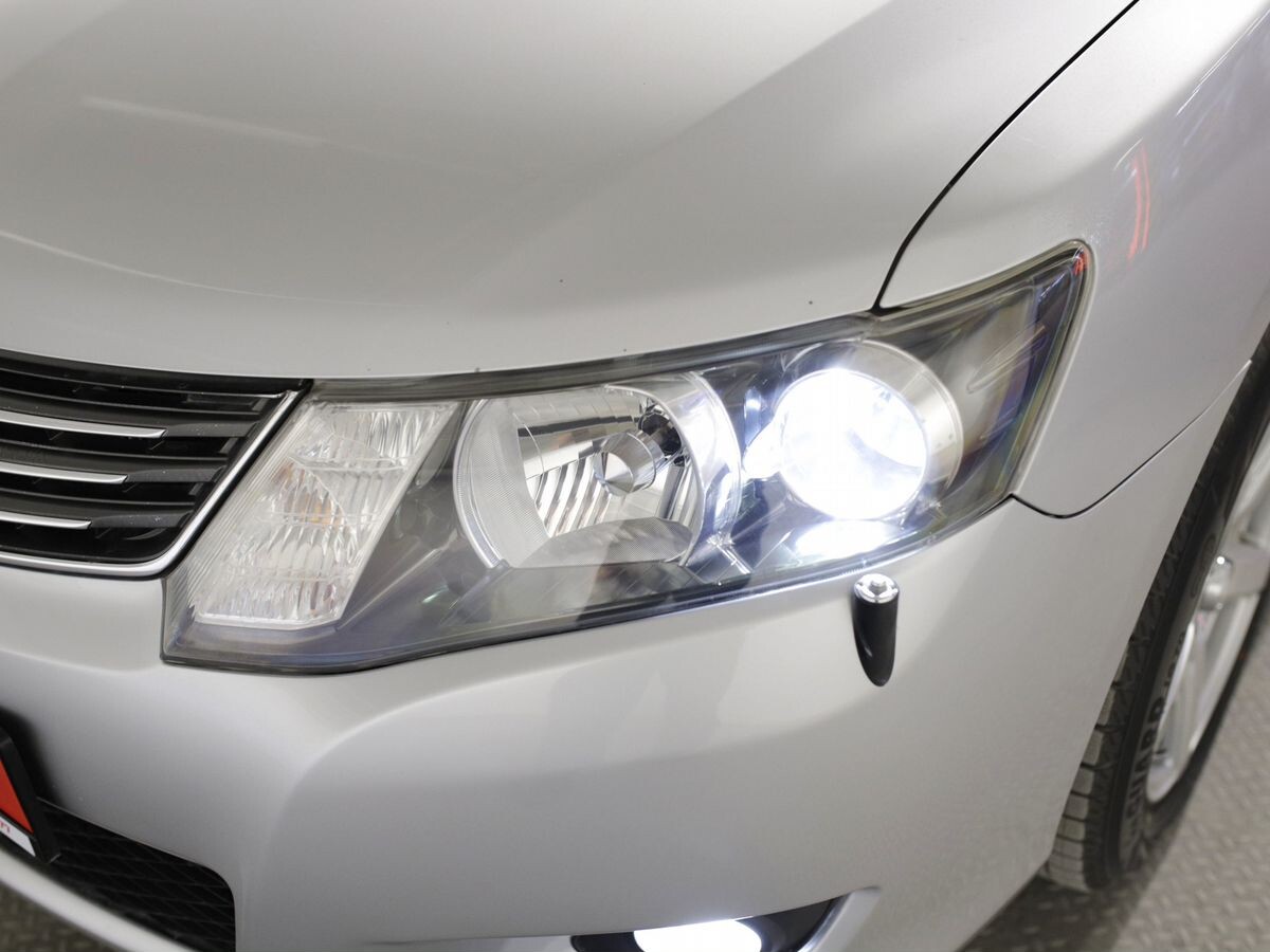 Toyota Allion 2010 - фото автомобиля