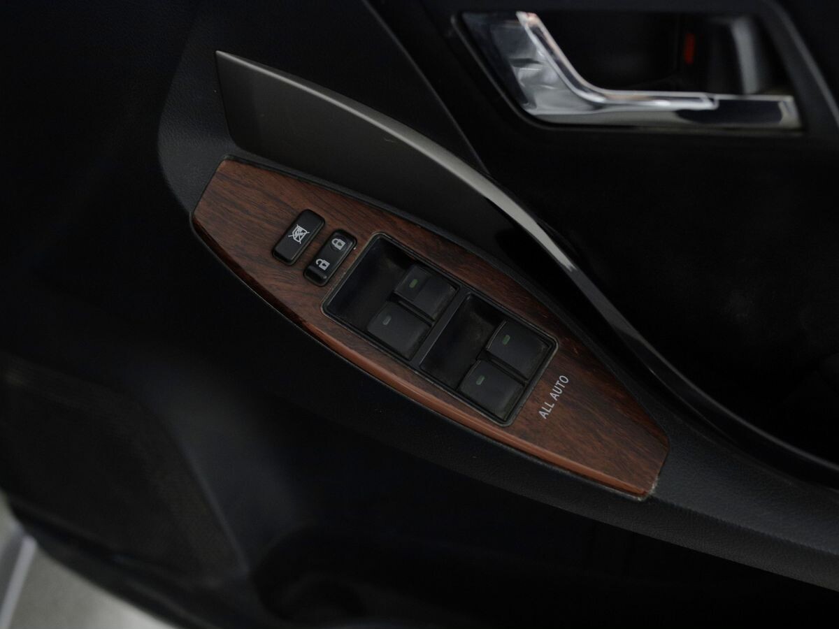 Toyota Allion 2010 - фото автомобиля