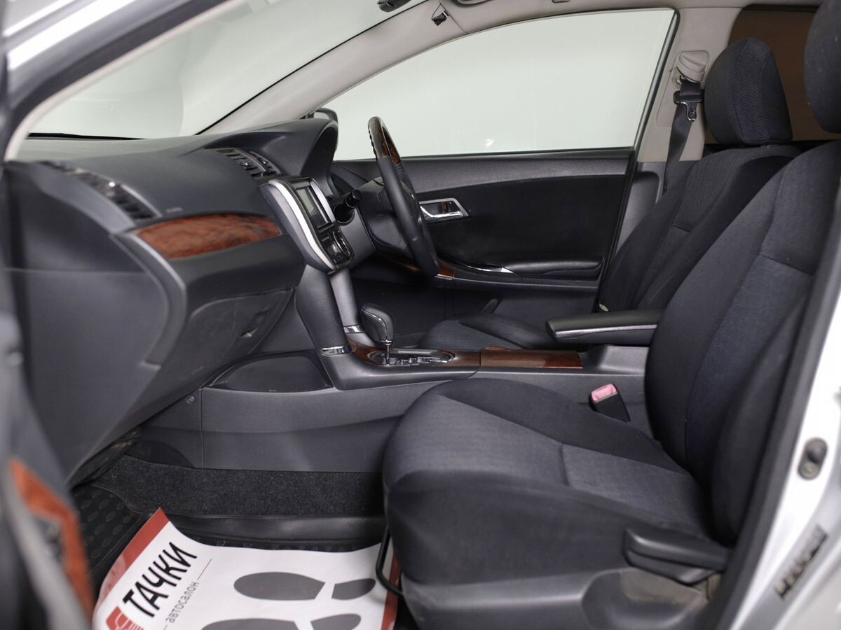 Toyota Allion 2010 - фото автомобиля